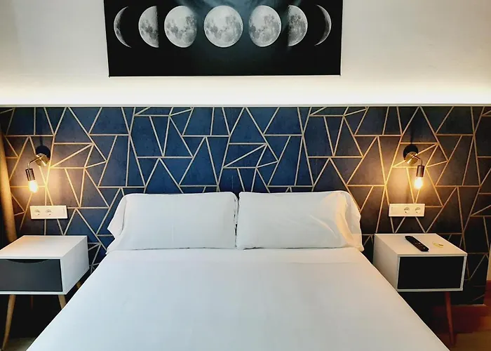 Hostal Laia By Gaiarooms